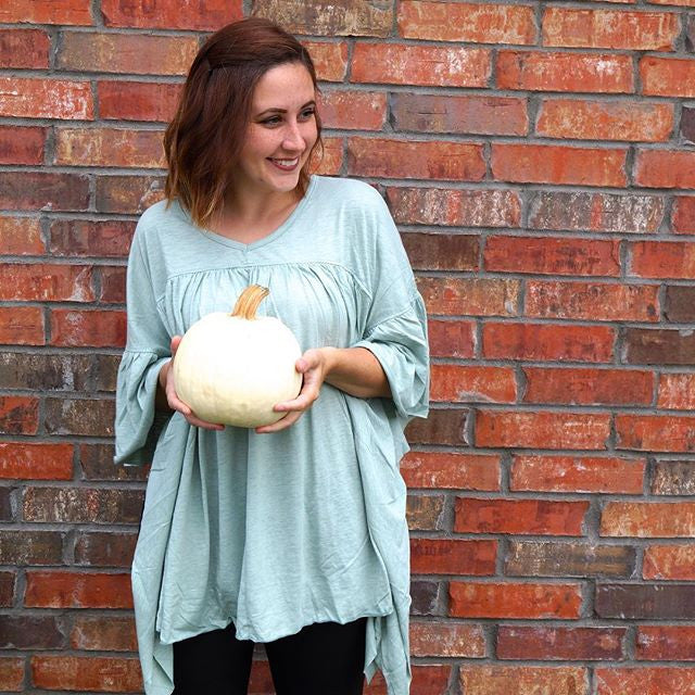 Simply Relaxed Top in Mint