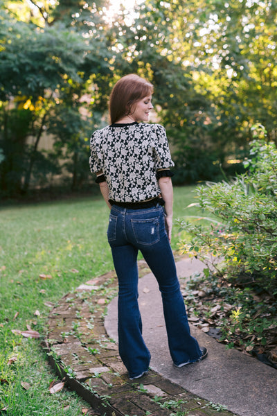 Black & Grey Rose Knit Short Sleeve Sweater Top