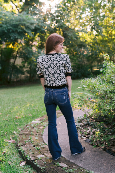 Black & Grey Rose Knit Short Sleeve Sweater Top