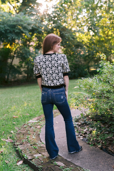 Black & Grey Rose Knit Short Sleeve Sweater Top