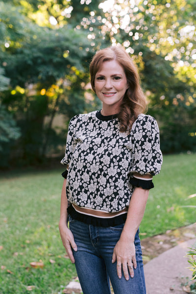 Black & Grey Rose Knit Short Sleeve Sweater Top