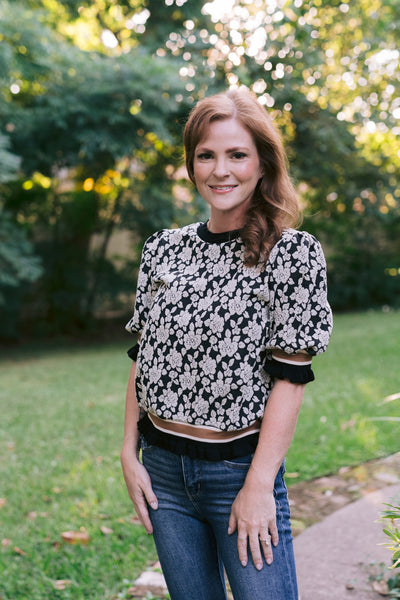 Black & Grey Rose Knit Short Sleeve Sweater Top