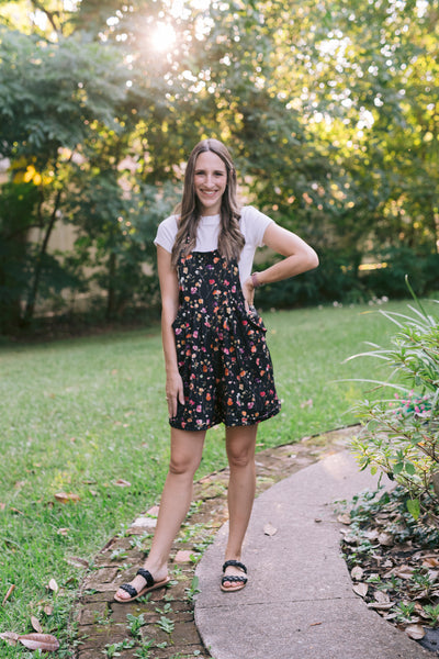 Everyday Overall Shorts - Black Floral